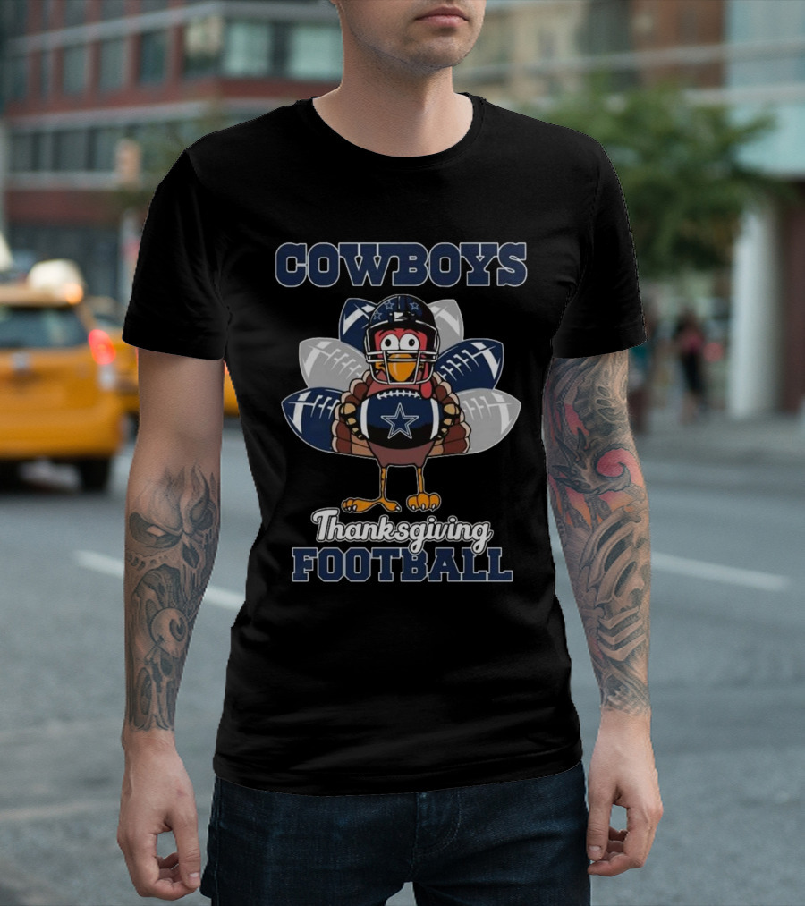 Cowboys Thanksgiving Football Turkey Holding Footballs T-Shirt