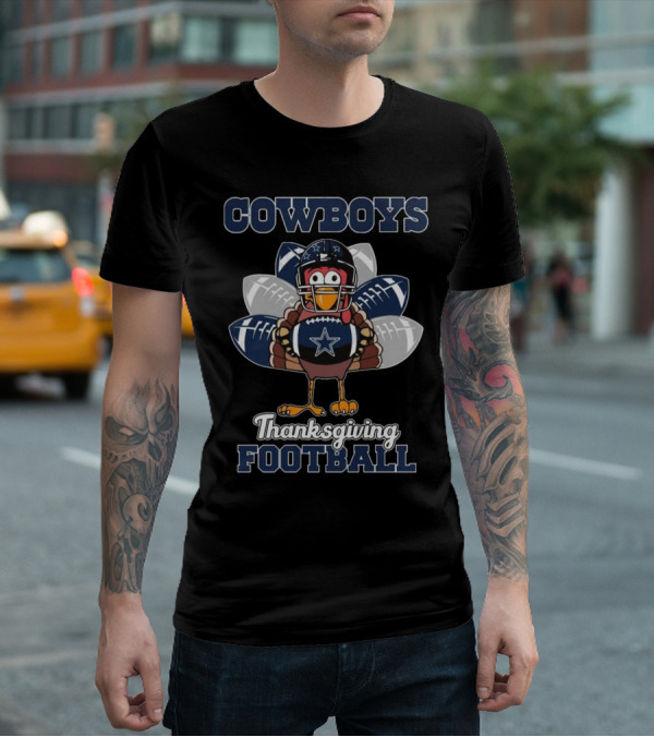 Cowboys Thanksgiving Football Turkey Holding Footballs T-Shirt