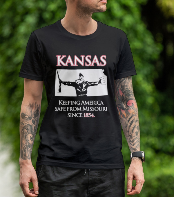Kansas Keeping America Safe From Missouri Since 1854 Black Shirt With Armed Figure Holding Map And Gun T-Shirt
