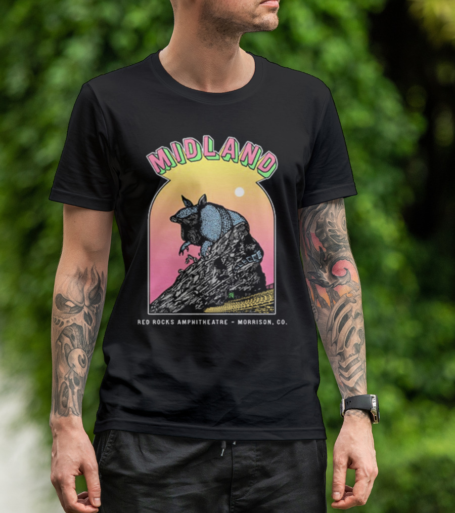 Midland Red Rocks Amphitheatre Armadillo Morrison CO T-Shirt