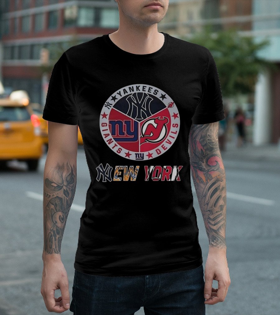 New York Yankees Giants Devils Circle Yankees NY Giants Devils T-Shirt