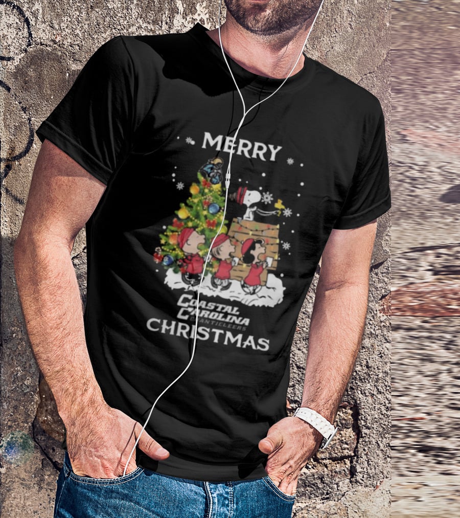 Coastal Carolina Chanticleers Snoopy And Friends Merry Christmas T-Shirt