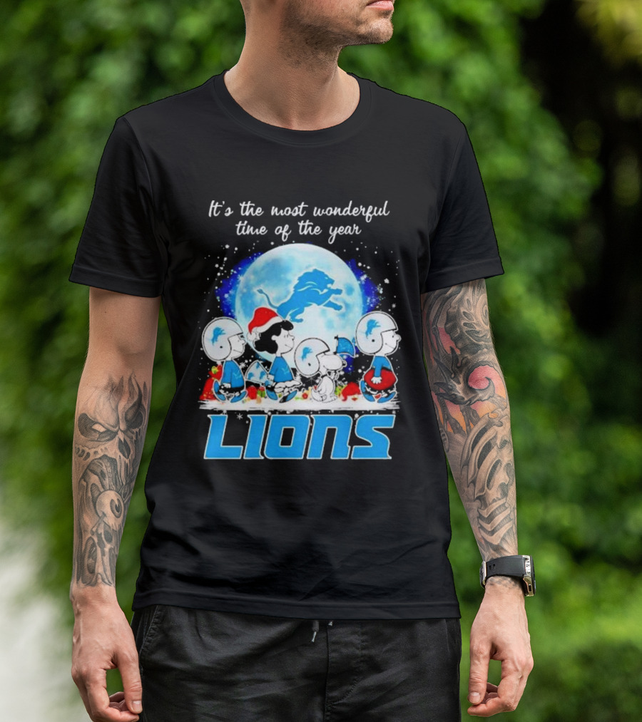 Peanuts Detroit Lions Christmas It’s The Most Wonderful Time Of The Year T-Shirt