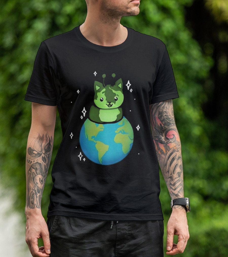 Cult Of Biscuit Alien Biscuit Cat Globe Stars T-Shirt