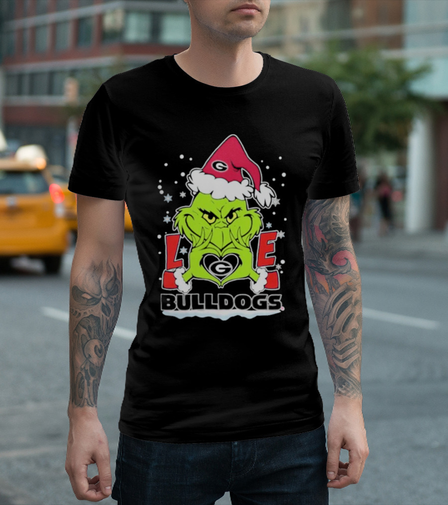 The Grinch Love Georgia Bulldogs Christmas Football T-Shirt