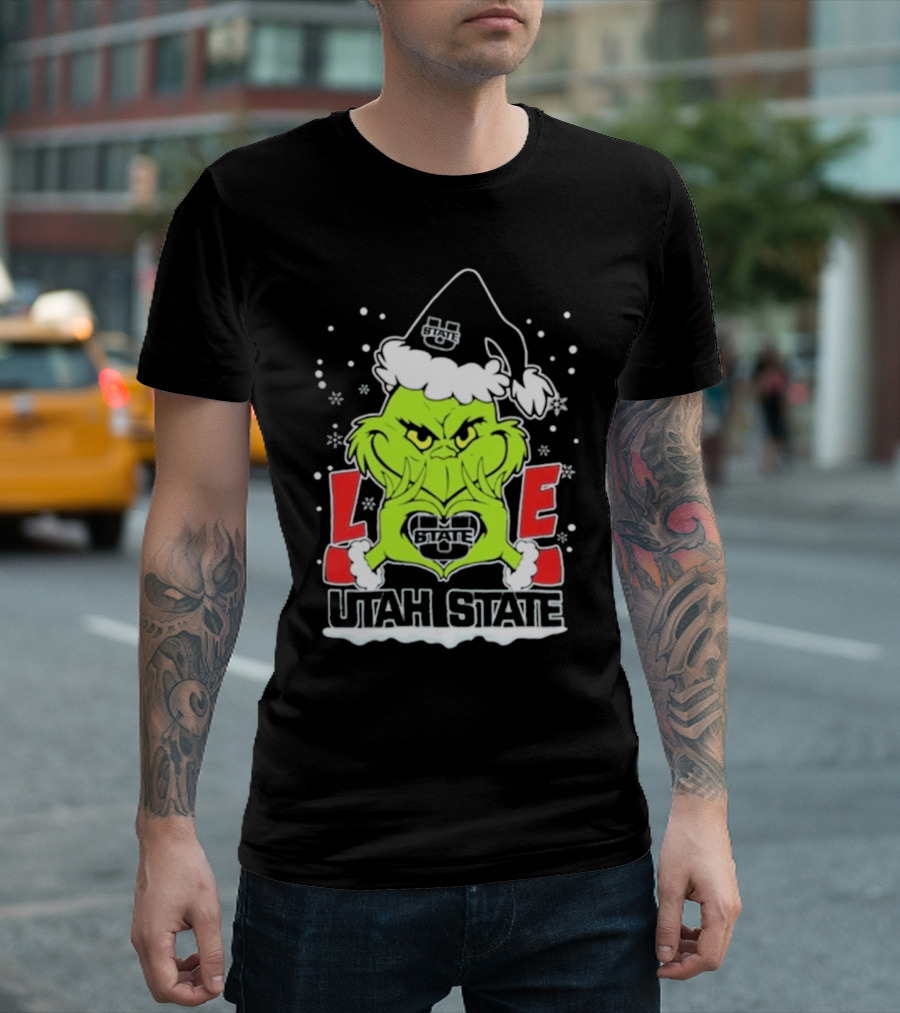 The Grinch Love Utah State Aggies Football Christmas T-Shirt