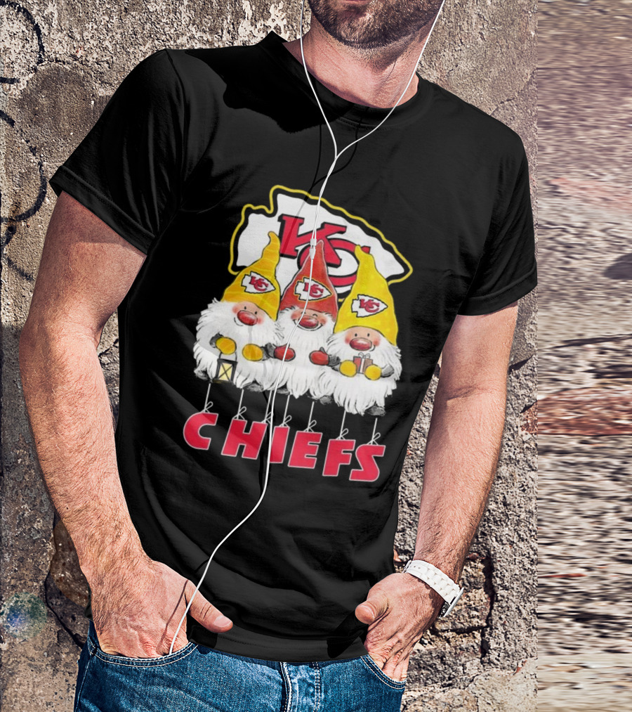 Kansas City Chiefs Gnomes Christmas Chiefs T-Shirt
