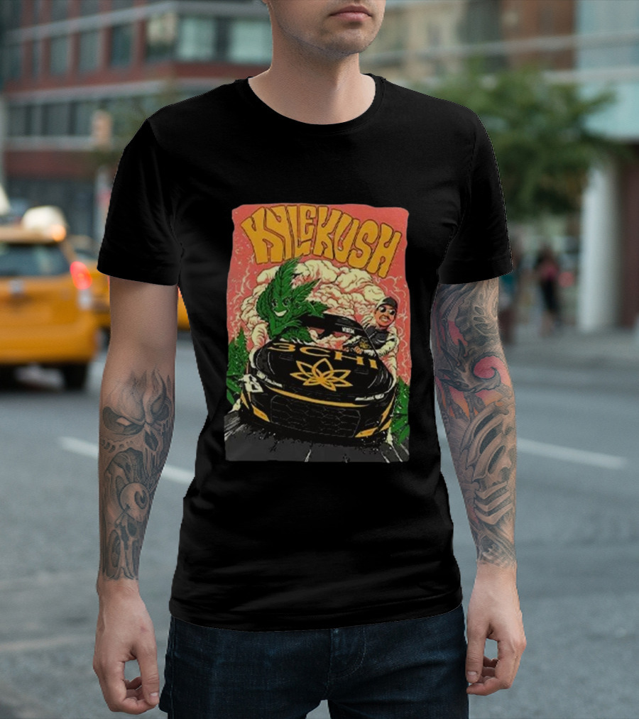 KYLE KUSH WEED RACING CAR SMOKING CLOUDS CHARACTER T-Shirt