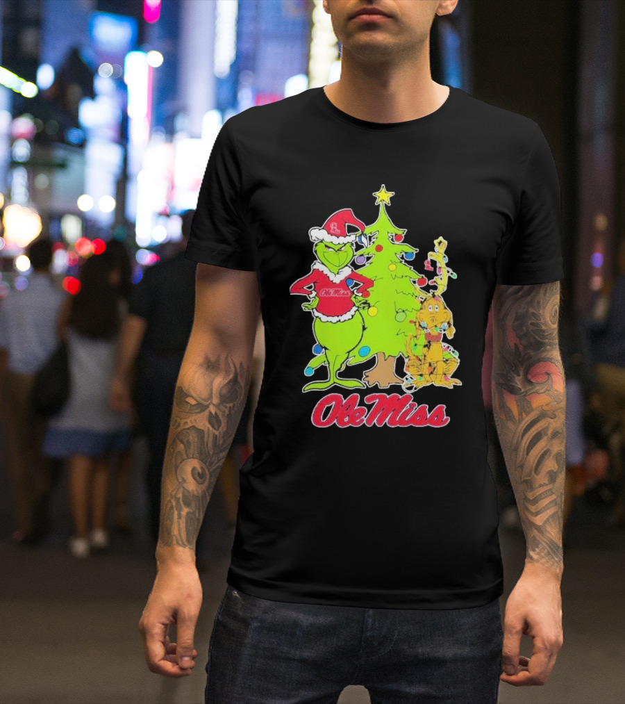 Ole Miss Rebels Grinch And Max Dog Christmas Tree T-Shirt