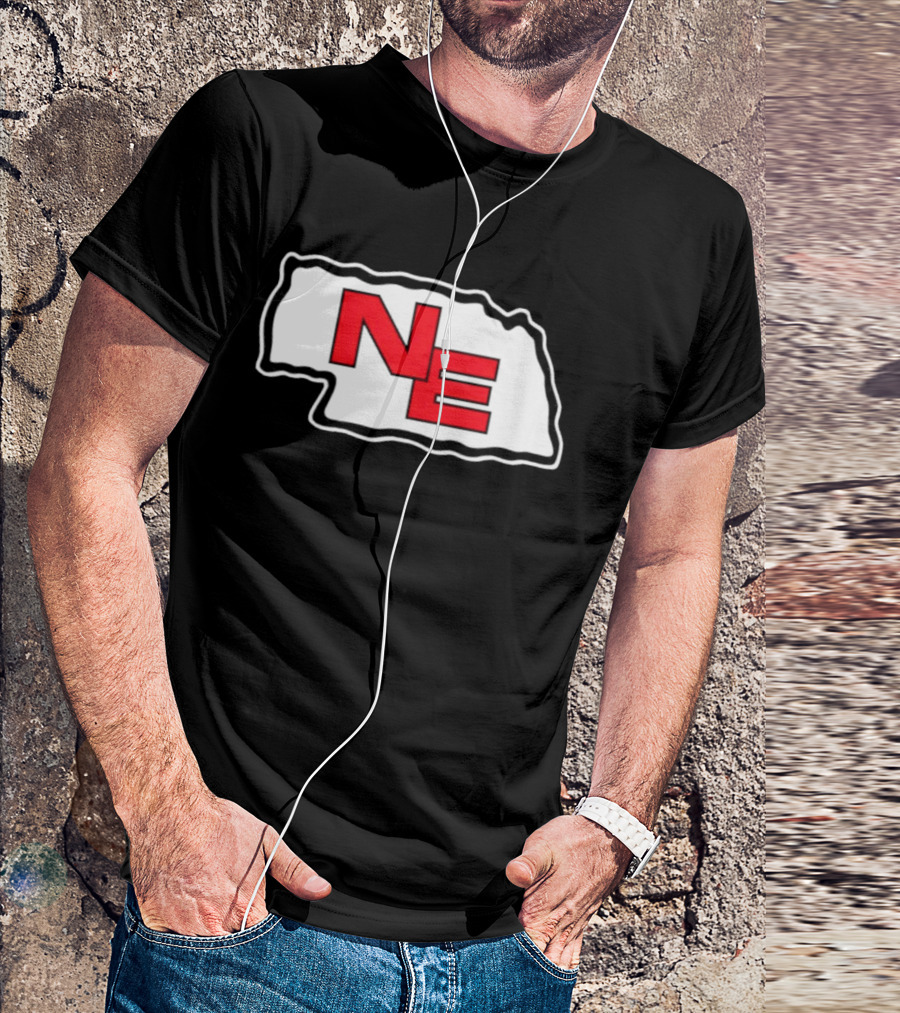 NE Nebraska State Outline Arrowhead T-Shirt