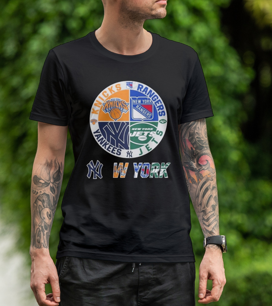 Knicks Rangers Yankees Jets New York Sports Circle T-Shirt