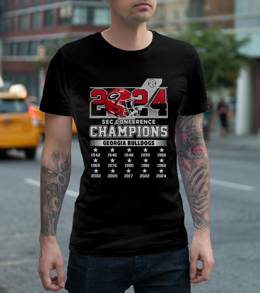 Georgia Bulldogs 2024 SEC Conference Champions Helmet 1942-2024 T-Shirt