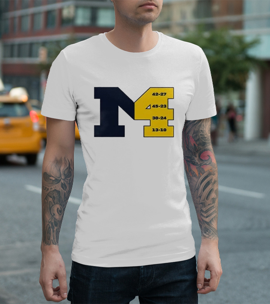 Michigan M4 42-27 45-23 30-24 13-10 T-Shirt