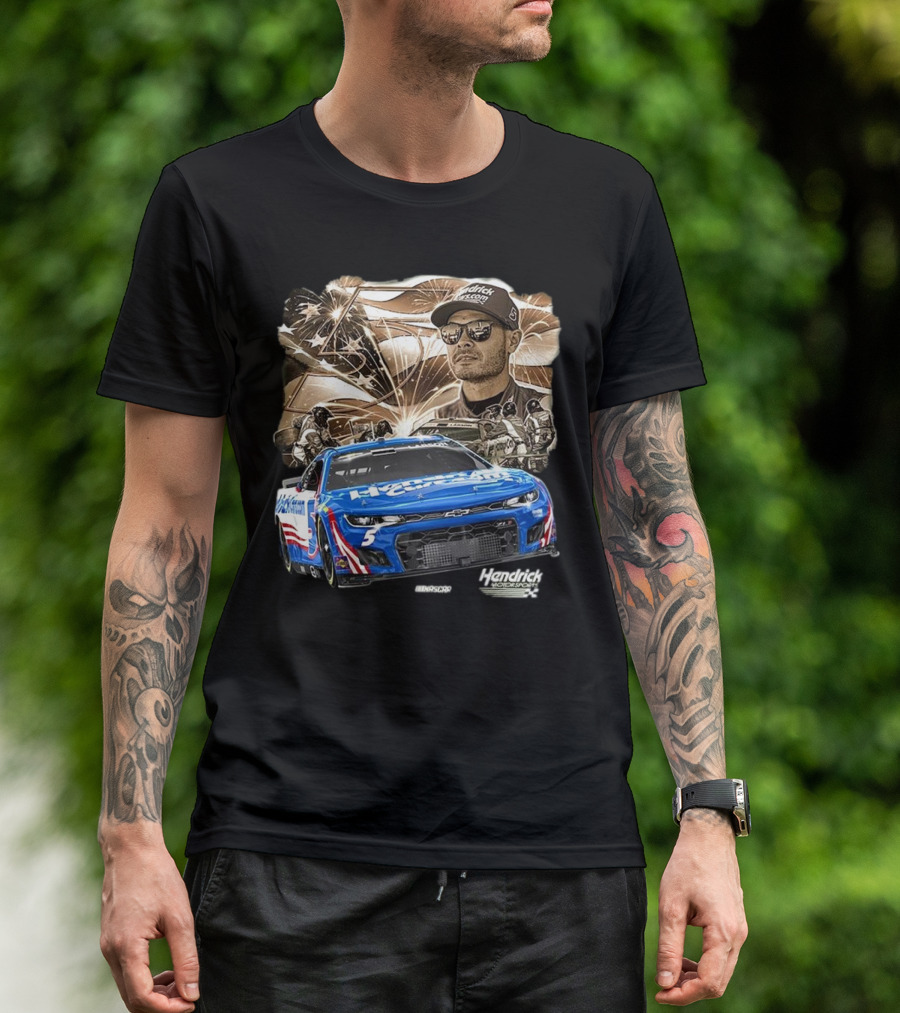 Hendrick Motorsports Kyle Larson Olive Military 2025 HendrickCars.com Car 5 Collection T-Shirt