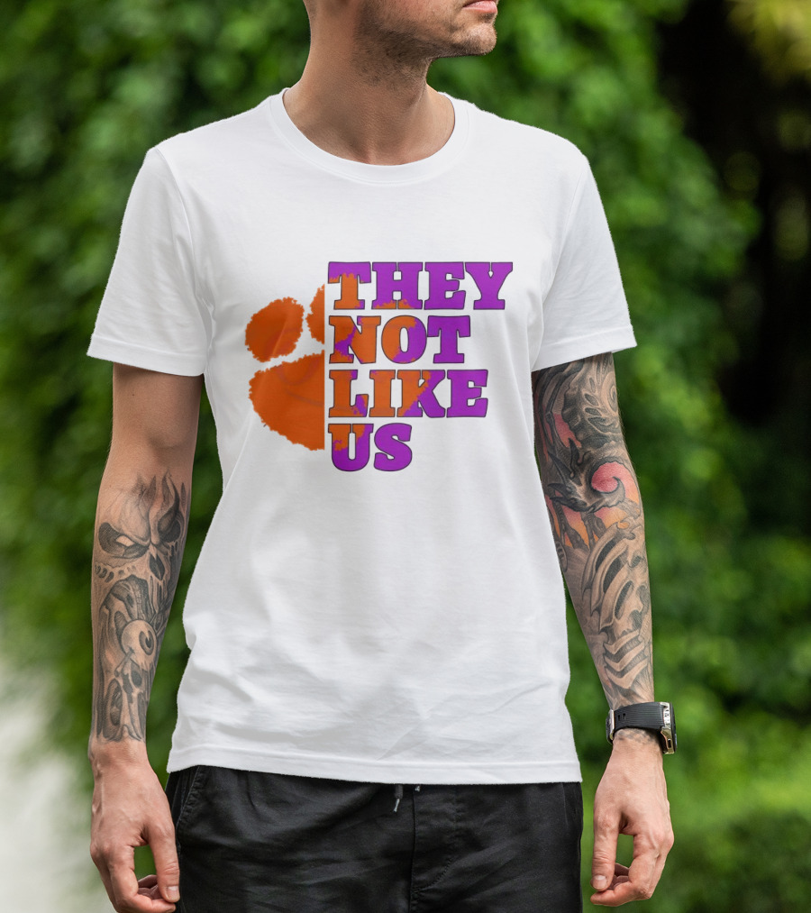 They Not Like Us Clemson Tigers College Football 2025 Orange Paw Prints T-Shirt