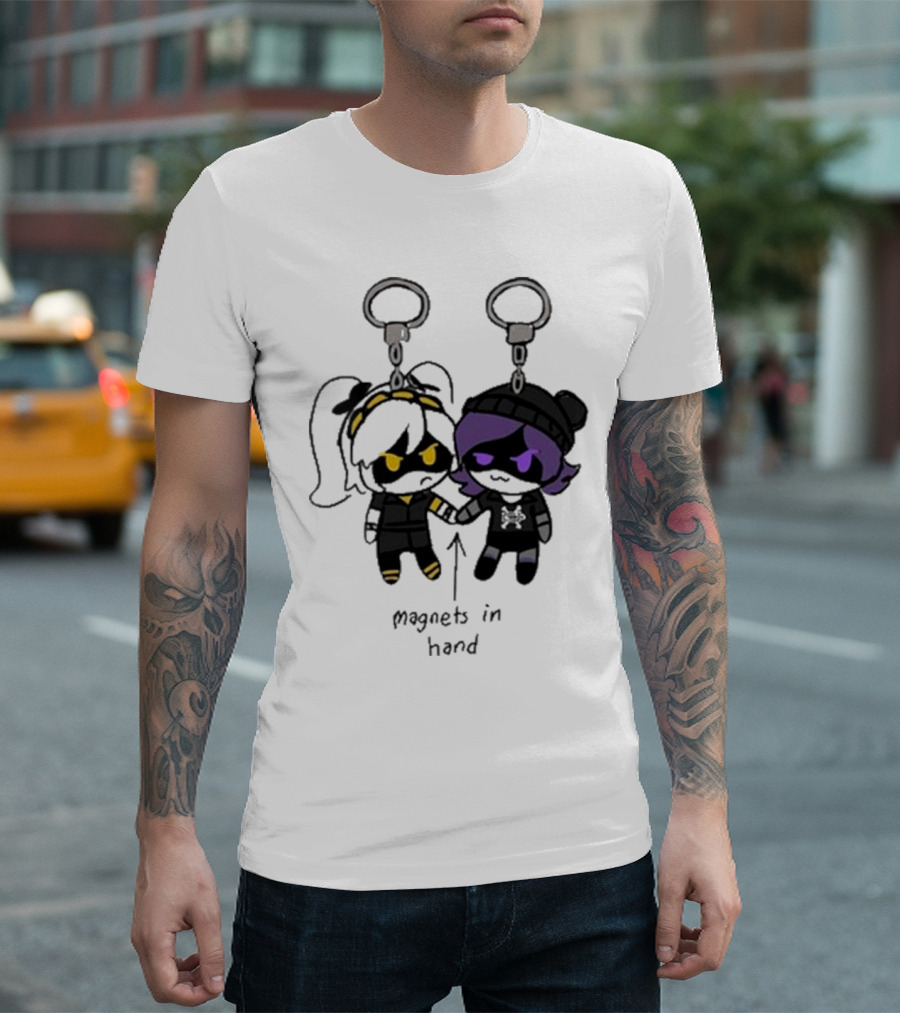 Juzi Chibi Keychain Magnets In Hand T-Shirt