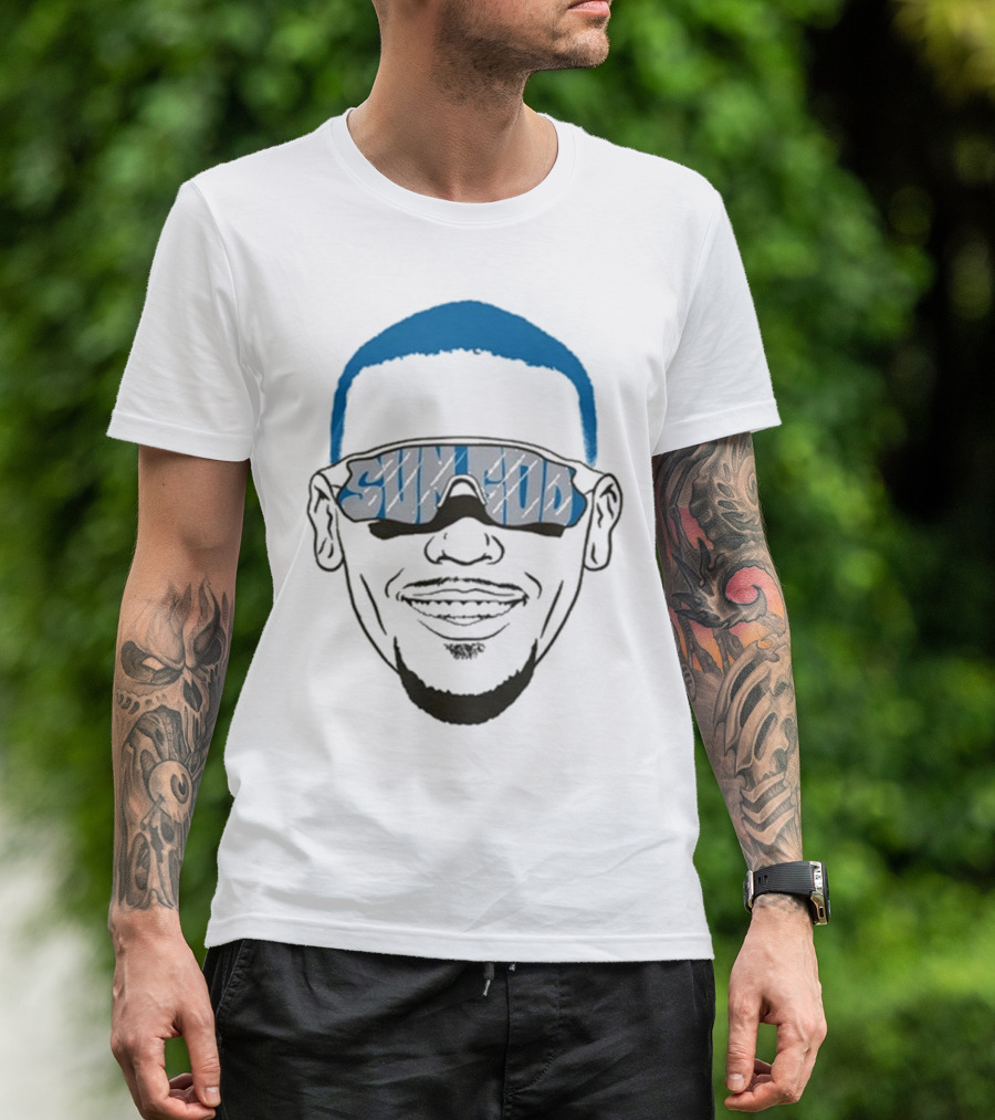 Sun God St Brown Head Sunglasses Smile T-Shirt