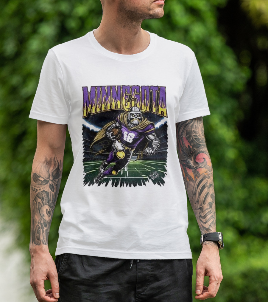 Minnesota Vikings Skeleton Player Football Run T-Shirt