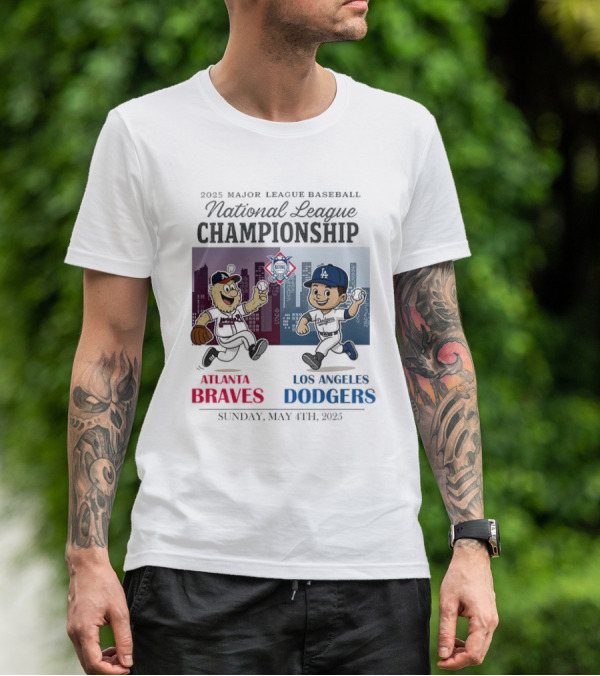 Atlanta Braves Los Angeles Dodgers National League 2025 Major League Baseball Skyline Cartoon Characters T-Shirt
