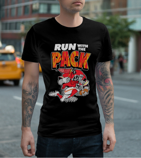 Run With The Pack Kansas City Chiefs KC Wolf 2025 T-Shirt