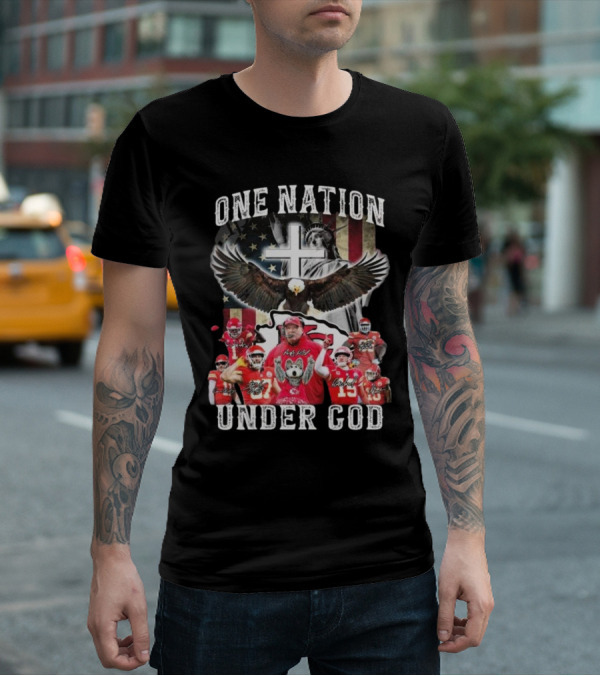 Kansas City Chiefs One Nation Under God 2025 Signatures Statue Of Liberty And Eagle T-Shirt