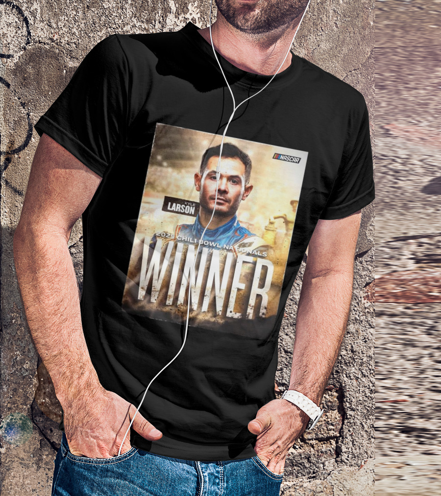 "Kyle Larson NASCAR 2025 Chili Bowl Nationals Winner" T-Shirt