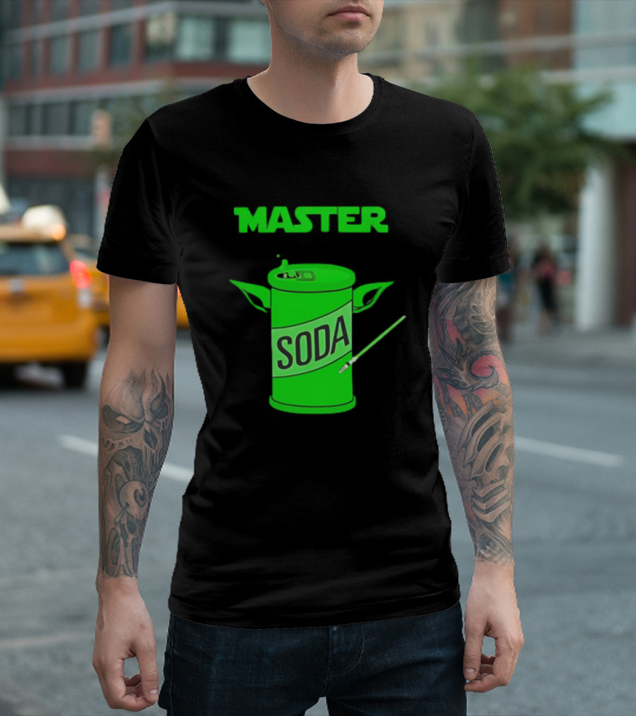 Master Soda Lightsaber Yoda Can T-Shirt