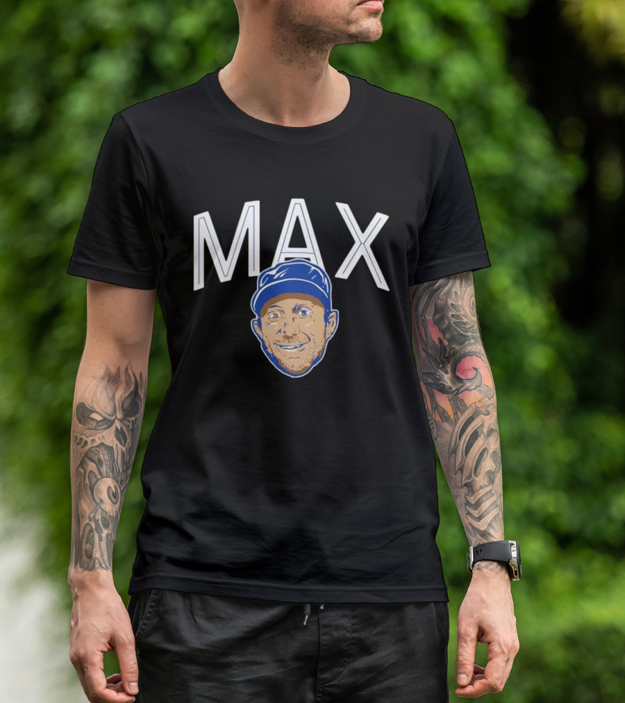 MAX Scherzer Blue Cap Smiling Face Illustration T-Shirt