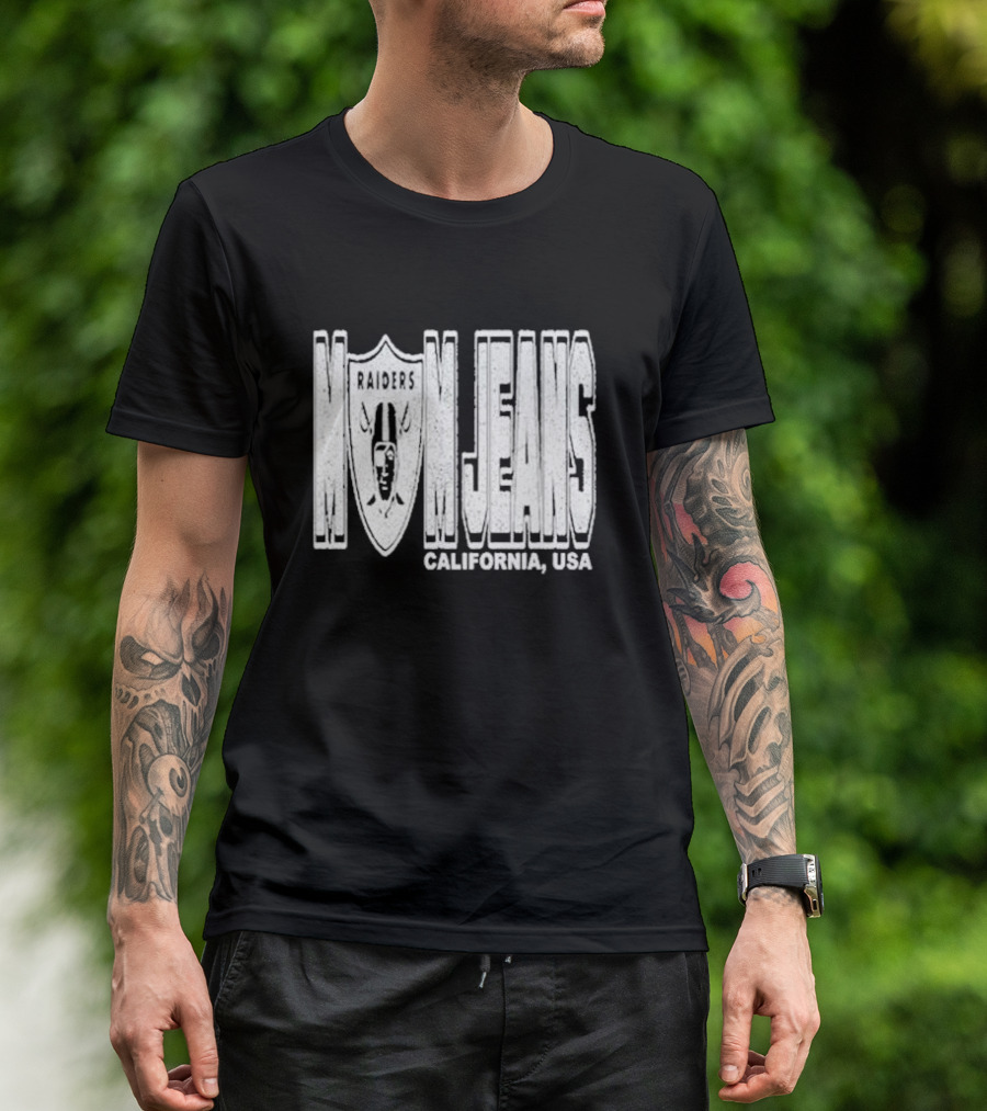 Mom Jeans Raider 2024 California USA T-Shirt