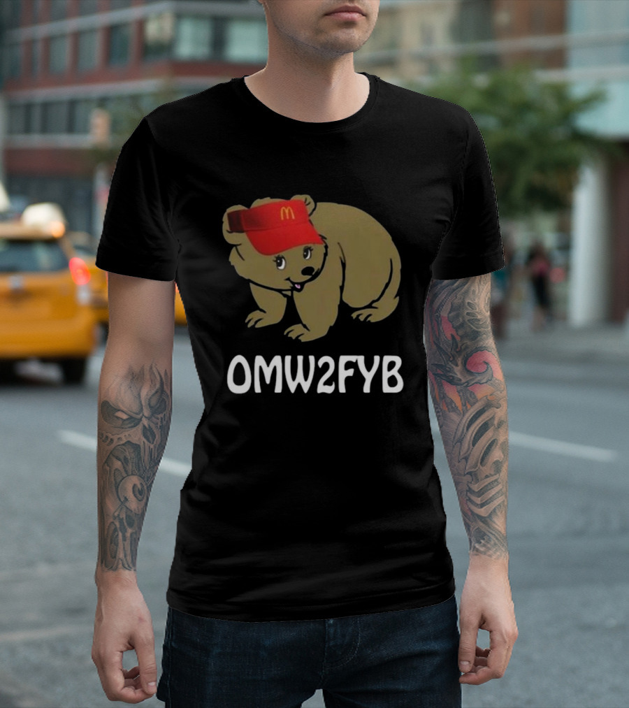 OMW2FYB Bear With Red Cap T-Shirt