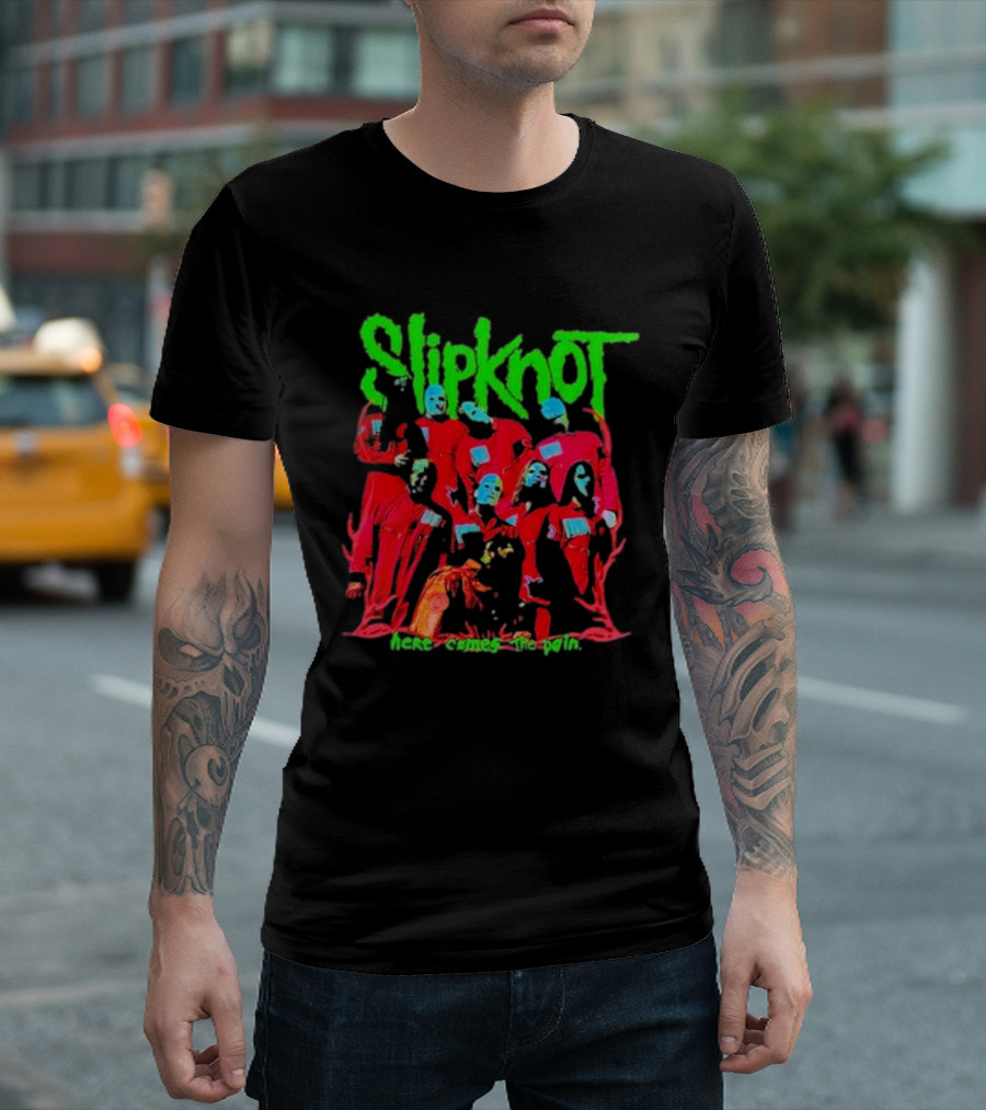 Slipknot Here Comes The Pain Text With Red Figures And Green Logo T-Shirt