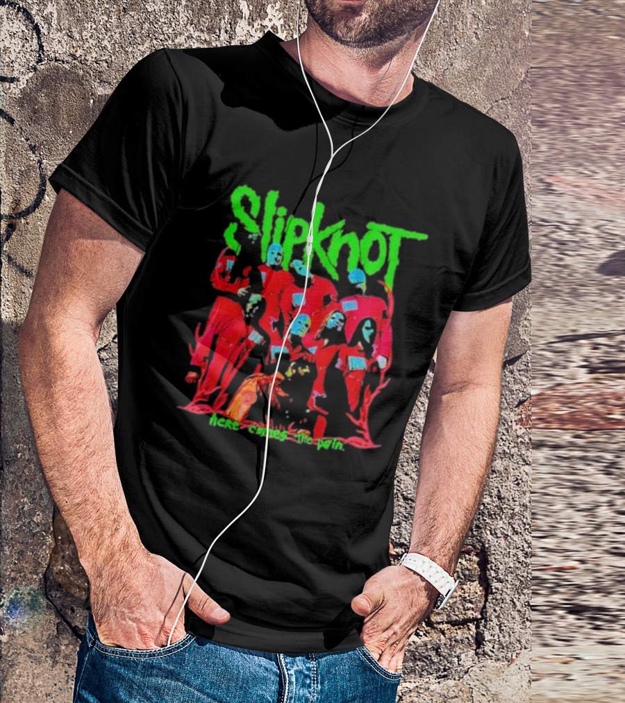 Slipknot Here Comes The Pain Text With Red Figures And Green Logo T-Shirt