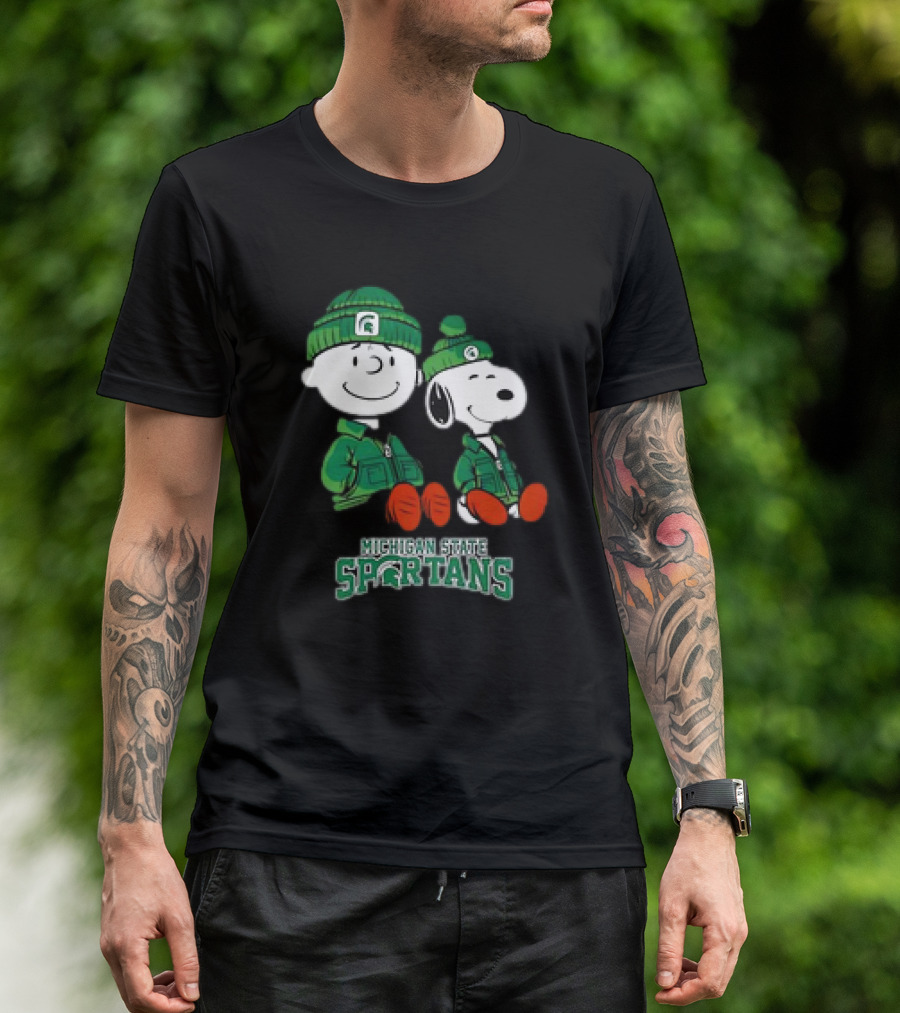 Snoopy And Charlie Brown Michigan State Spartans Green Apparel T-Shirt