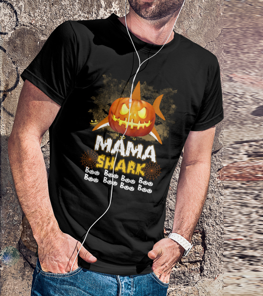 Mama Shark Pumpkin Boo Spooky Halloween Jack-O'-Lantern T-Shirt