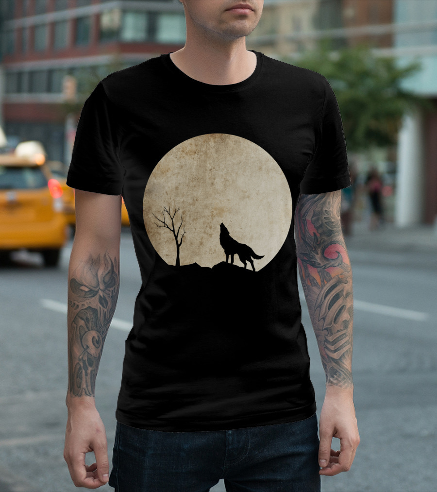 Wolf Howling at Full Moon Night T-Shirt