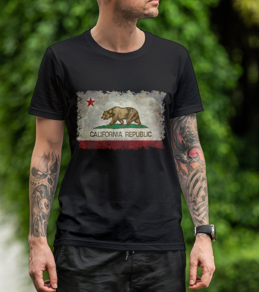 California Republic Distressed Bear Flag Vintage Look T-Shirt