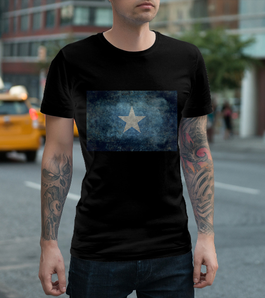 Flag of Somalia Vintage Style Star on Distressed Blue Background T-Shirt