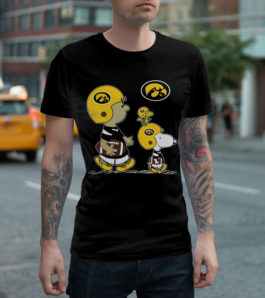 Iowa Hawkeyes Snoopy Football Peanuts Characters With Helmets T-Shirt