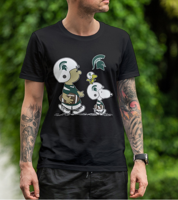 Michigan Spartans Snoopy Woodstock Football Helmet Logo Peanuts T-Shirt