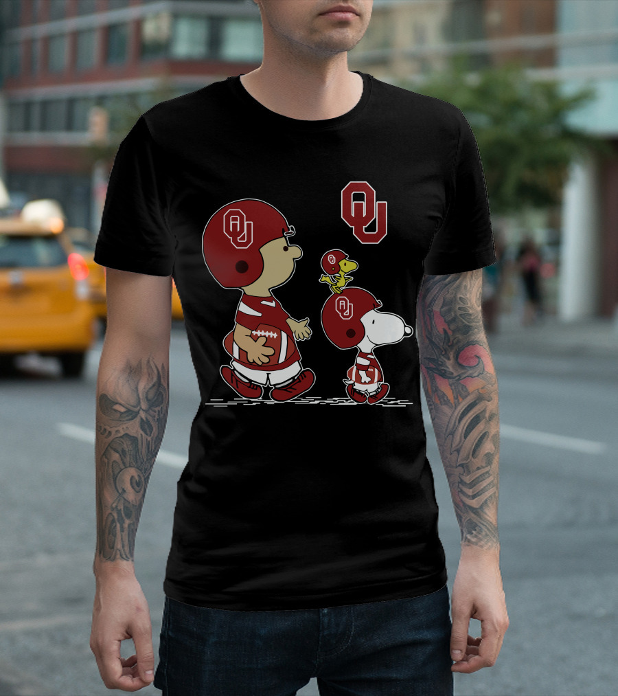 Oklahoma Sooners Snoopy Peanuts Football Team Spirit T-Shirt