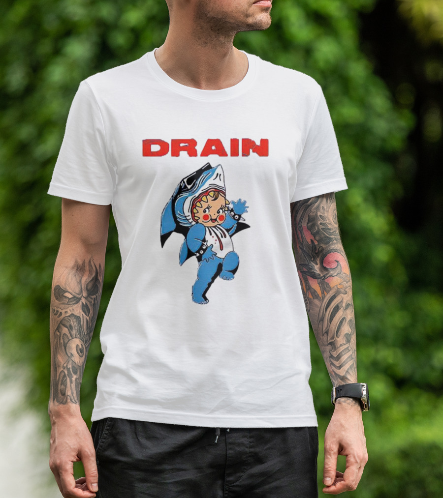 Drain Kewpie Shark Costume Charm T-Shirt