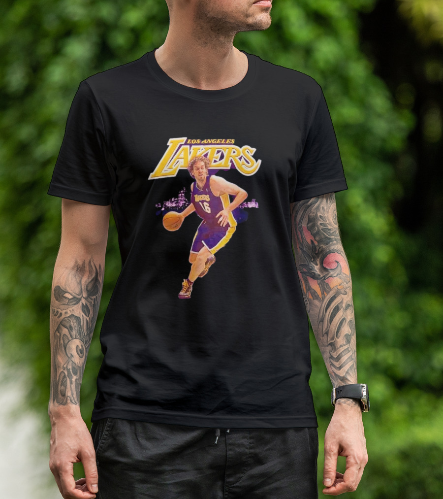 Los Angeles Lakers Pau Gasol Basketball Player 16 NBA Career T-Shirt
