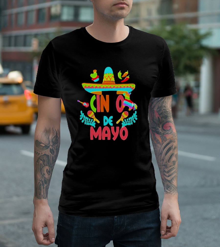 Cinco de Mayo Sombrero Maracas Peppers Fiesta T-Shirt