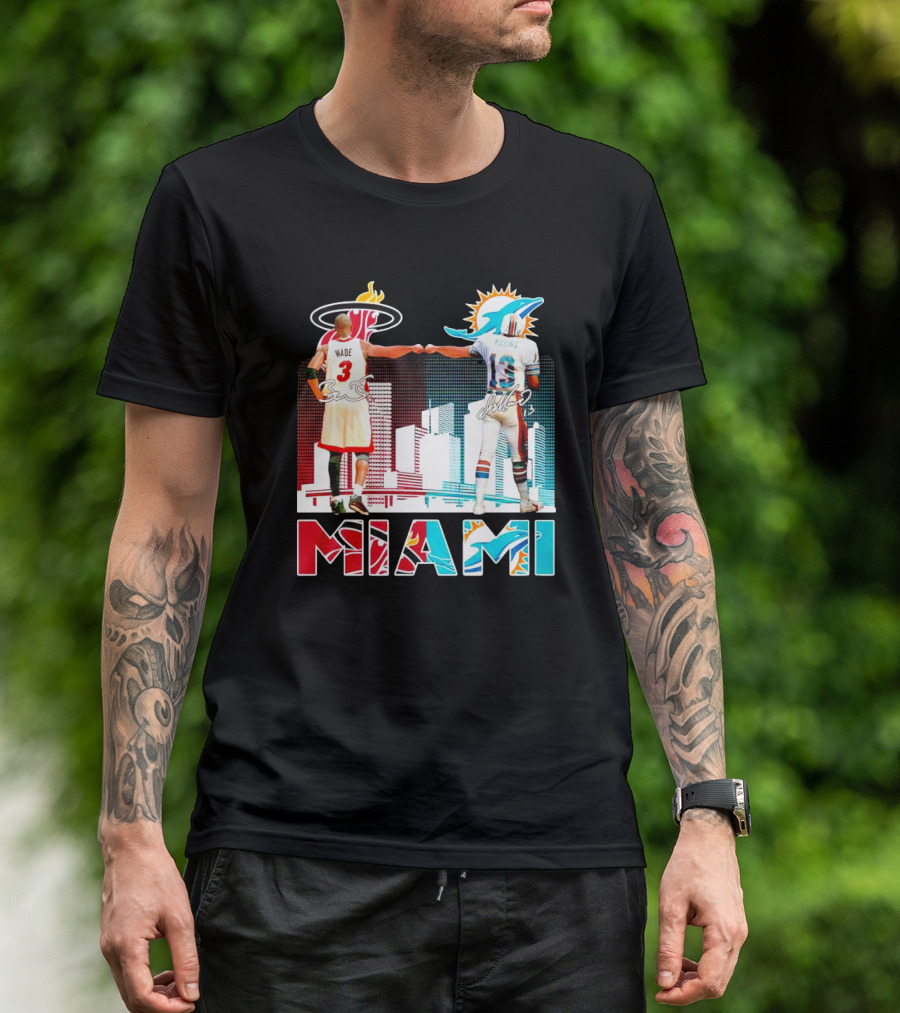 Miami Heat Dwyane Wade And Miami Dolphins Dan Marino Iconic Fist Bump Signatures T-Shirt