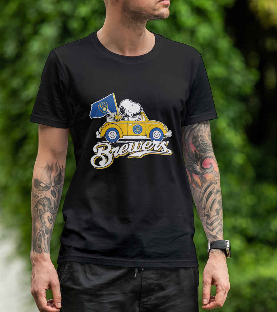 Snoopy And Woodstock Driving Car With Brewers Flag T-Shirt