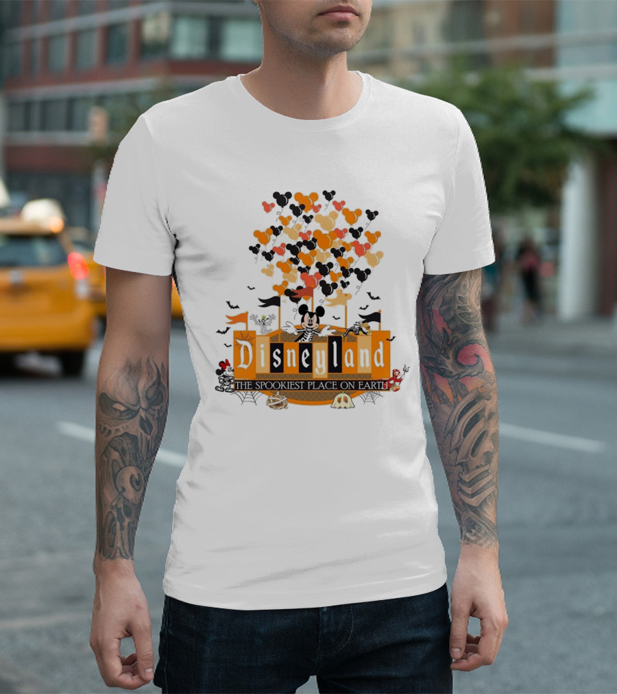 Disneyland Halloween Mickey Mouse The Spookiest Place On Earth Orange Bats And Pumpkins T-Shirt