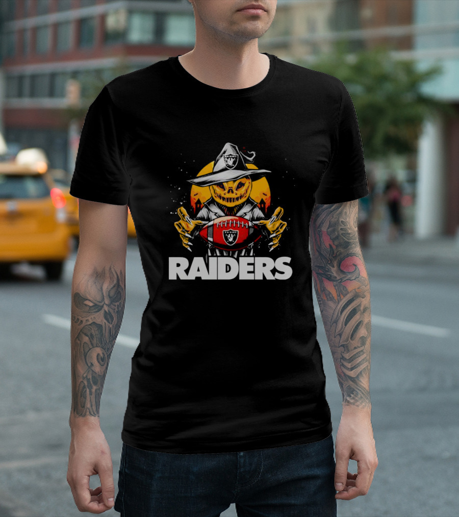 Las Vegas Raiders Halloween Pumpkin Witch Holding Football T-Shirt