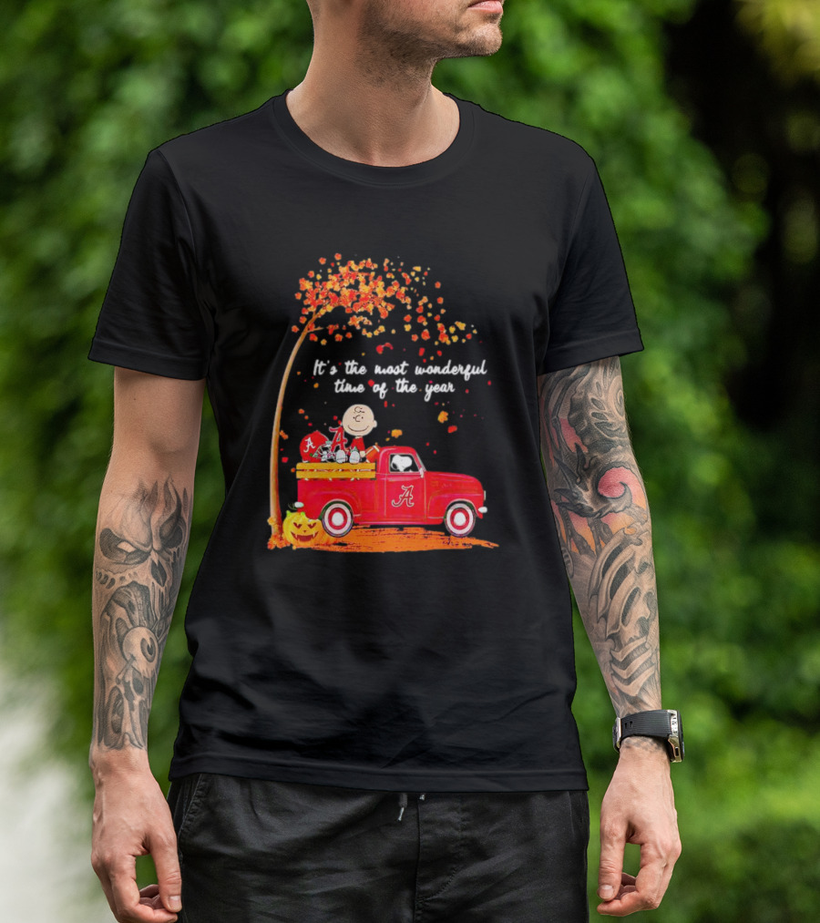 Peanuts Characters Alabama Crimson Tide Fall It's The Most Wonderful Time Of The Year Truck Football Pumpkins Leaves T-Shirt
