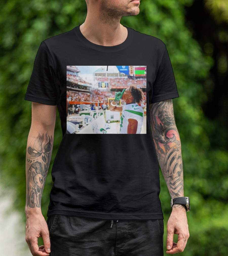 Trending Garrett Wilson Shhh Football Silence T-Shirt