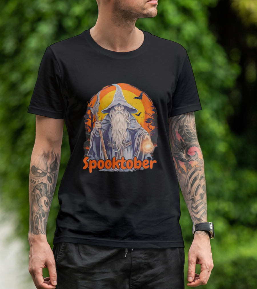 Spooktober Wizard Halloween With Wand And Orange Bats T-Shirt